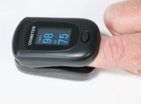 Creative PC-60B1 Finger Pulse Oximeter Black